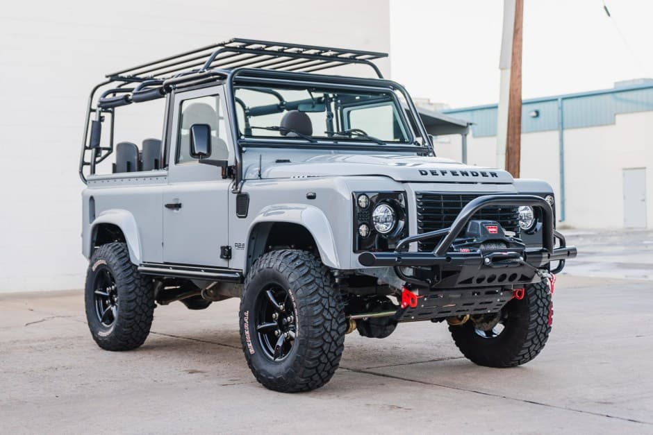 2023 Osprey Defender Replica sold for $60,000