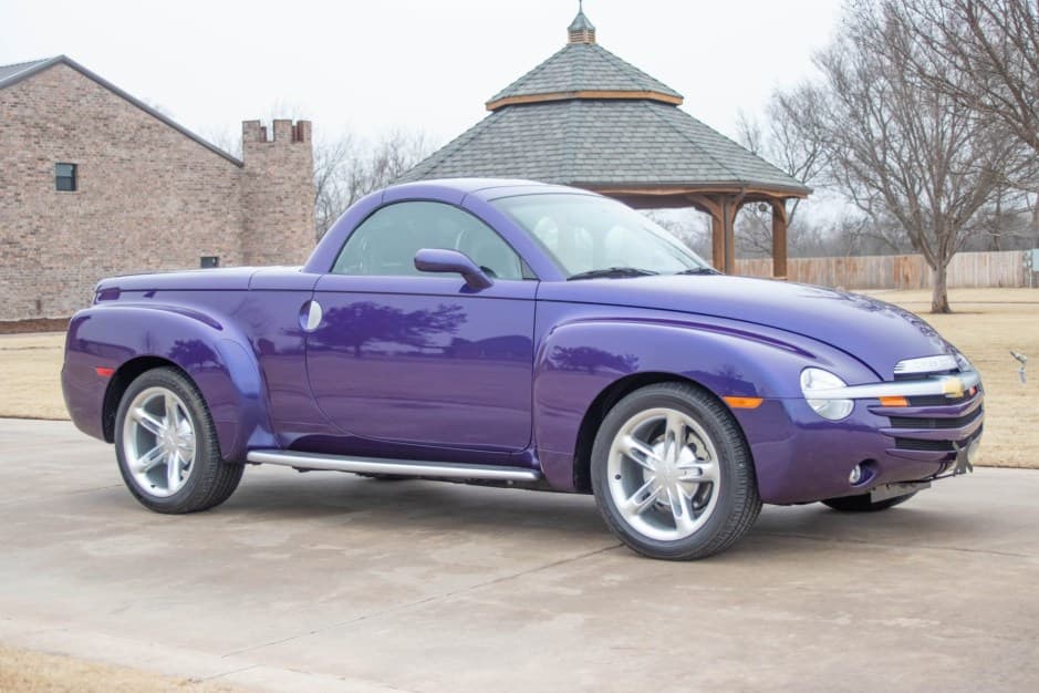 2004 Chevrolet SSR sold for $28,250