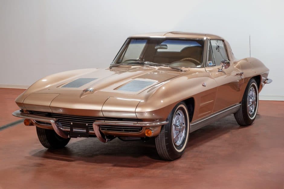 1963 Chevrolet Corvette C2 sold for $199,000
