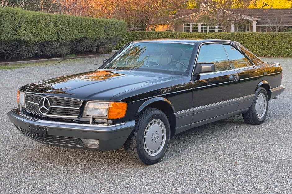 1990 Mercedes-Benz C126 sold for $45,750