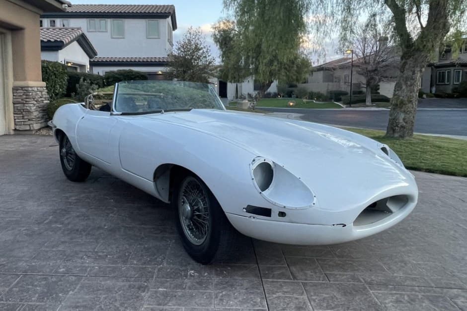 1967 Jaguar XKE Series I sold for $33,250