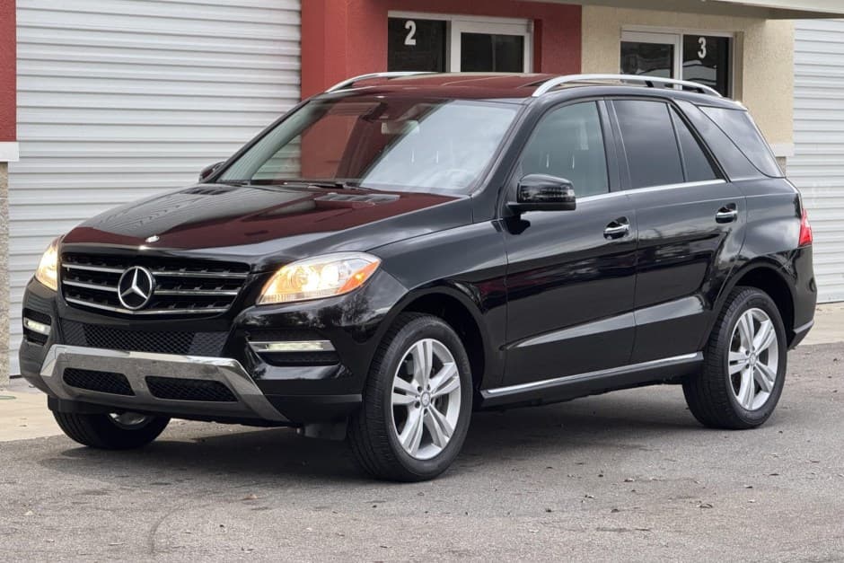2015 Mercedes-Benz M-Class & GLE-Class sold for $16,250