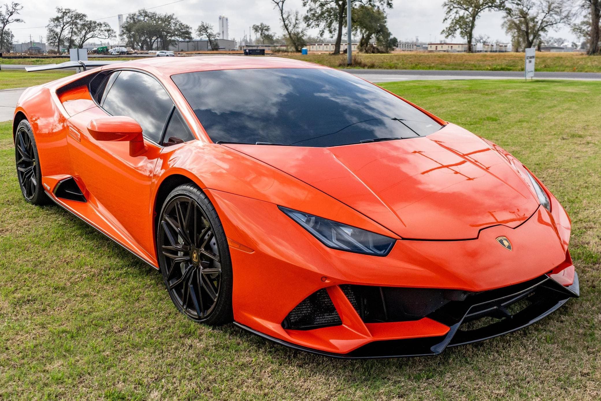 2021 Lamborghini Huracan sold for $182,000