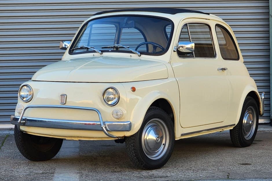 1971 Fiat Nuova 500 (1957-1975) sold for $8,100