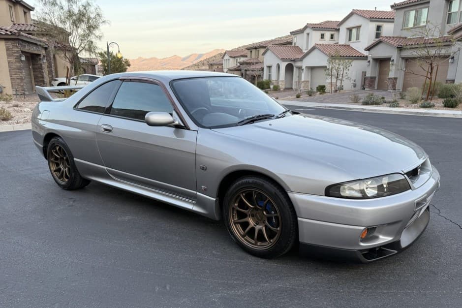 1998 Nissan R33 Skyline sold for $55,500