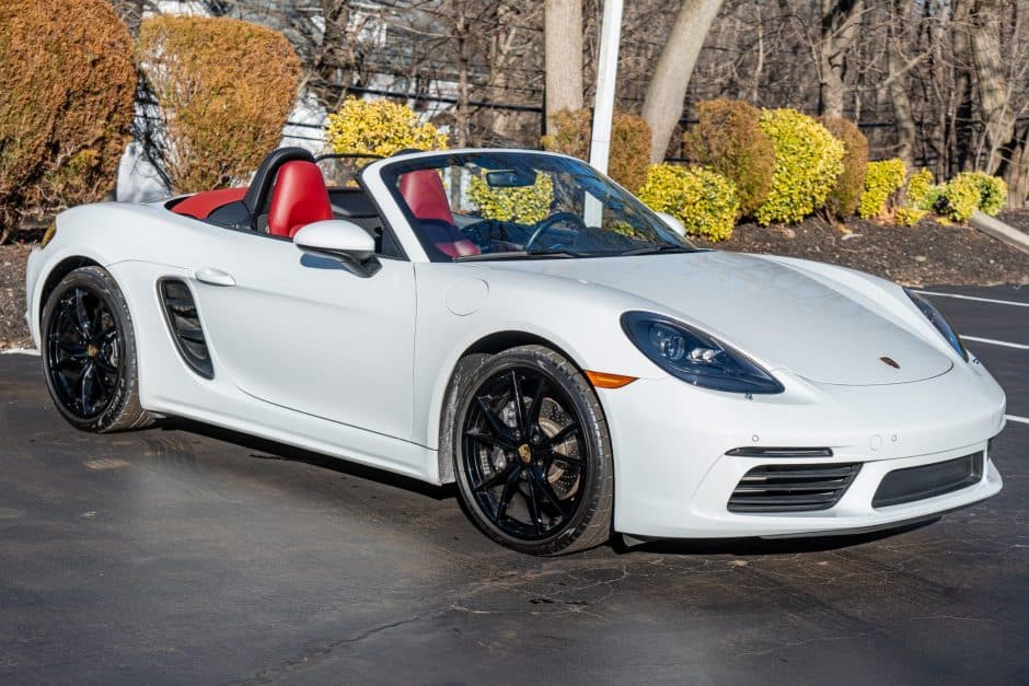 2021 Porsche 982 718 Boxster sold for $44,750