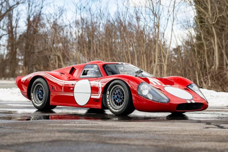 1967 Ford GT40 sold for $1,000,000