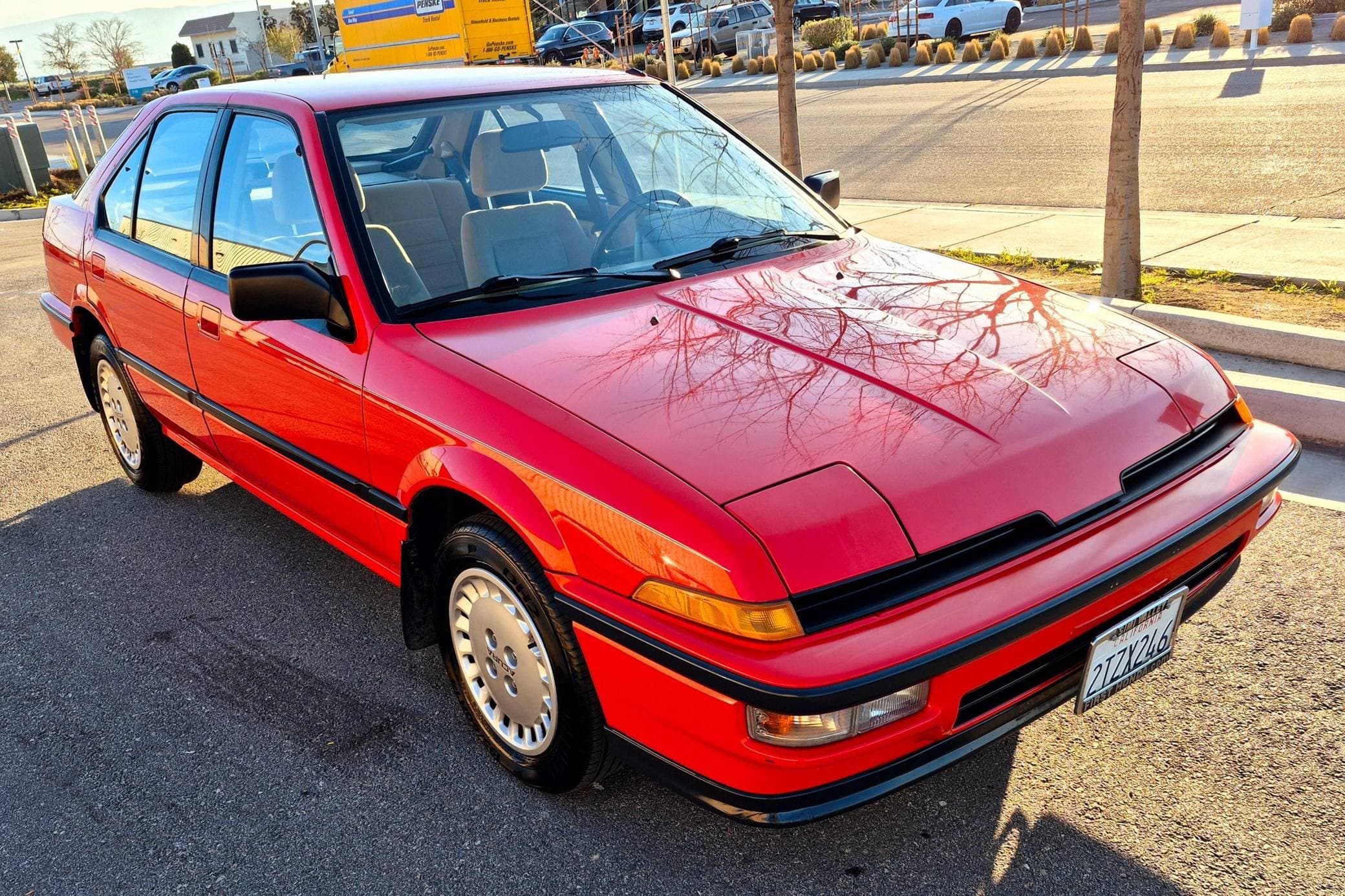 1989 Acura Integra sold for $7,500