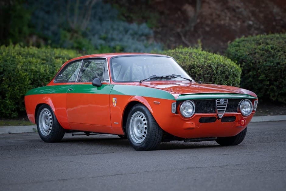 1965 Alfa Romeo 105/115 Series Coupe sold for $146,000