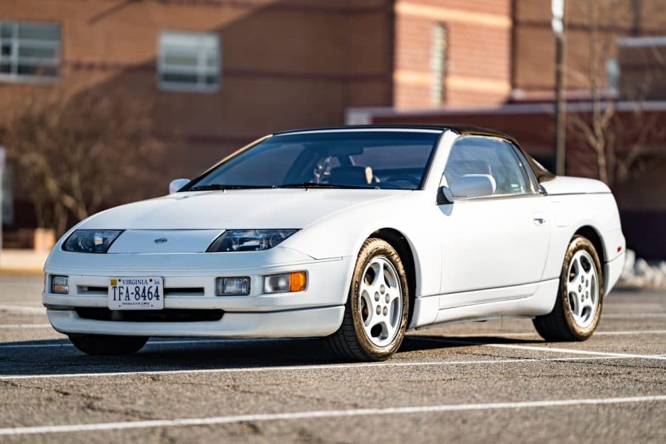1995 Nissan Z32 300ZX sold for $15,100