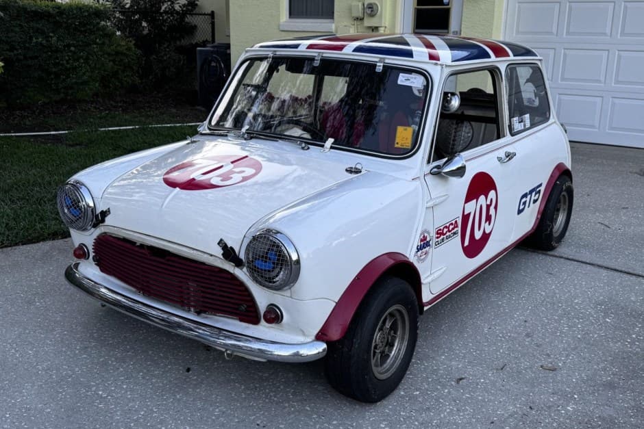 1966 Mini Mk I-III Cooper sold for $12,250