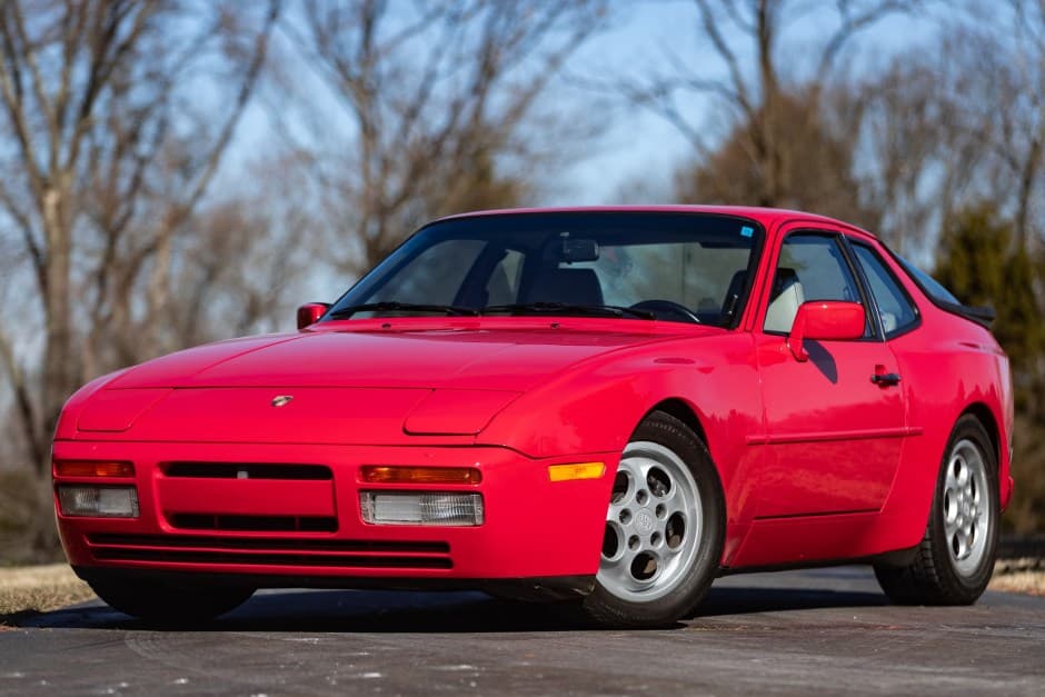 1987 Porsche 944 Turbo sold for $40,000