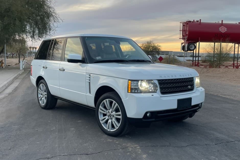 2011 Land Rover Range Rover L322 sold for $11,500