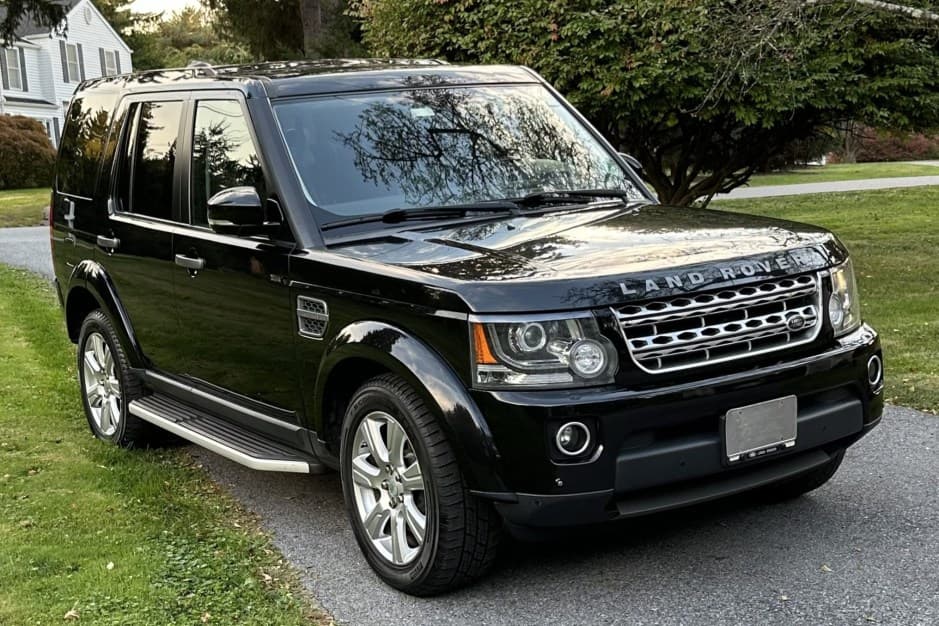 2016 Land Rover LR4 sold for $10,250