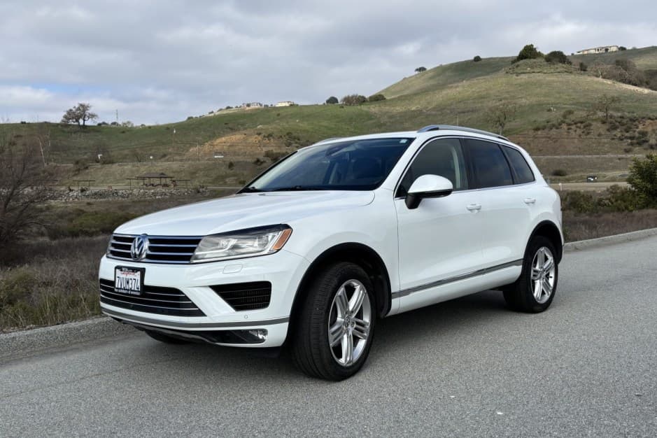2015 Volkswagen Touareg sold for $20,900