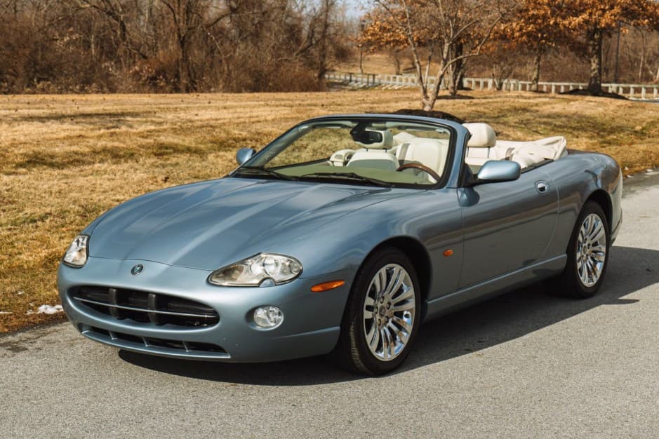 2005 Jaguar XK8 sold for $13,300