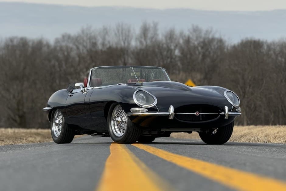 1968 Jaguar XKE Series I sold for $162,000