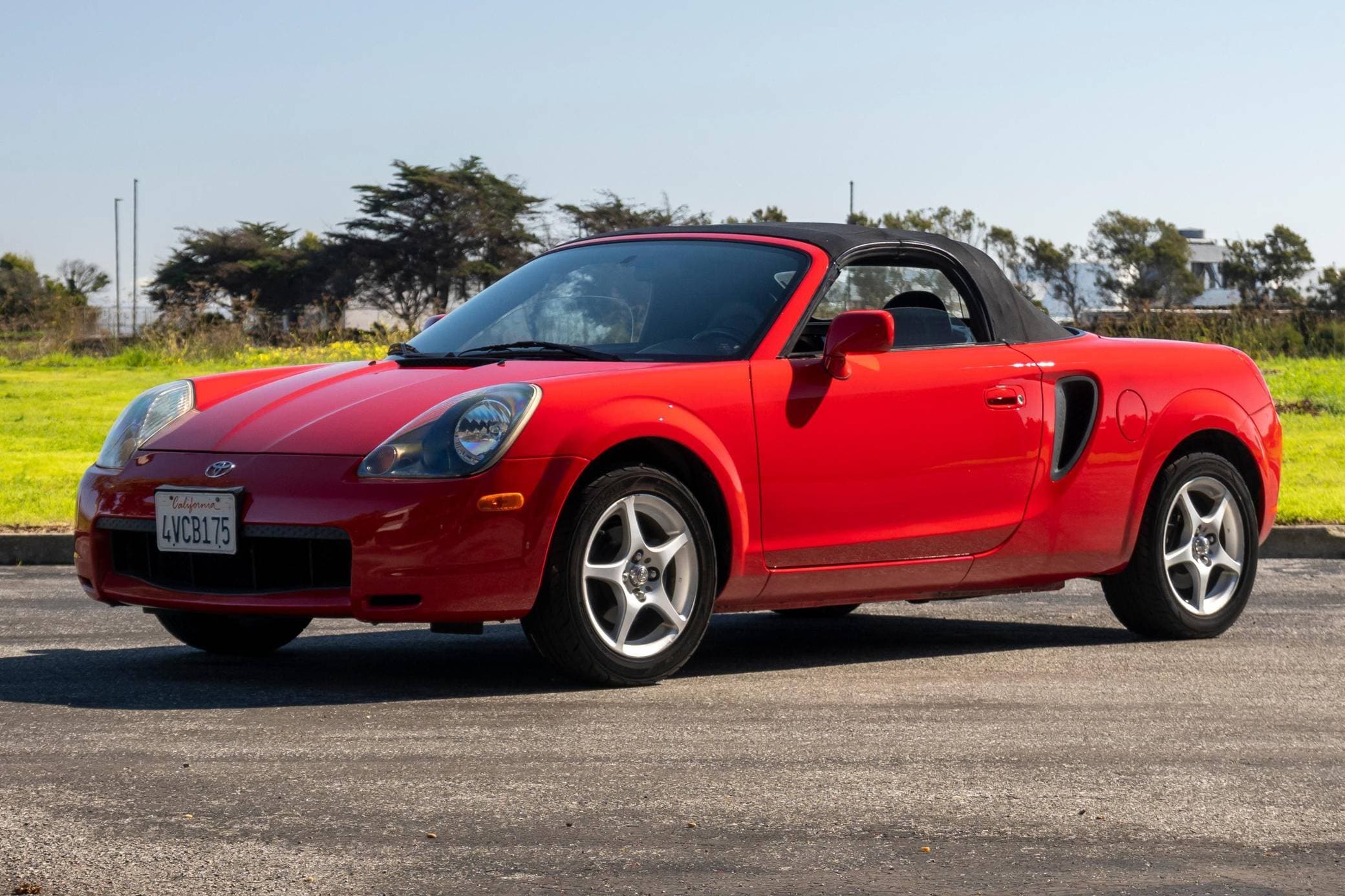 2001 Toyota MR2 sold for $12,000