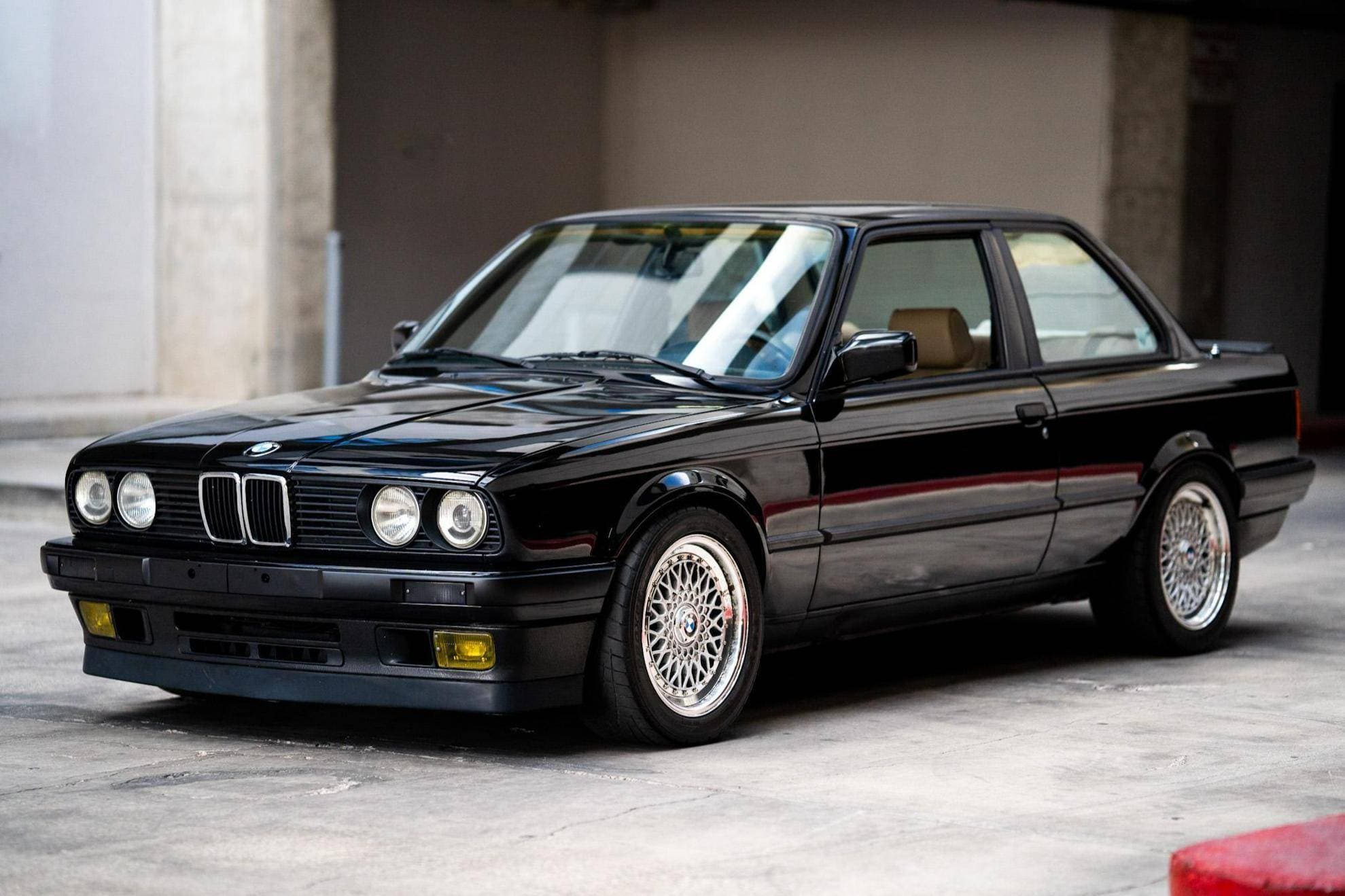 1990 BMW 3 Series sold for $22,750