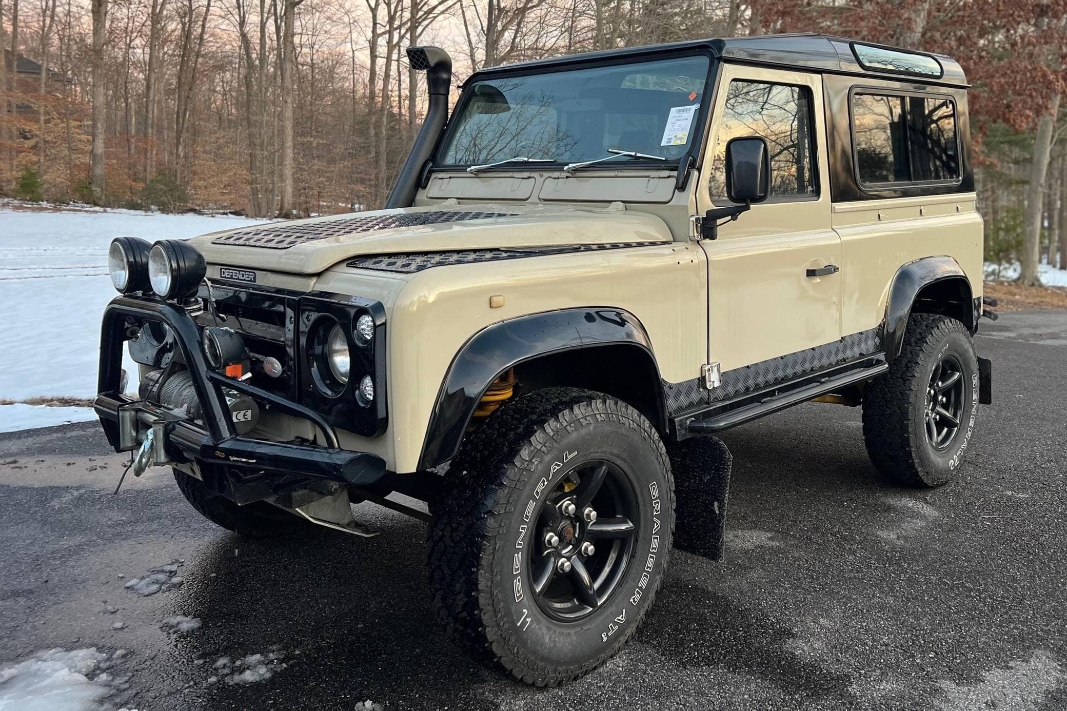 1997 Land Rover Defender sold for $25,000
