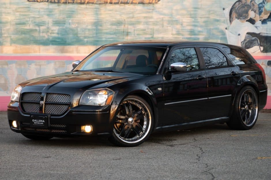 2007 Dodge Magnum sold for $8,100