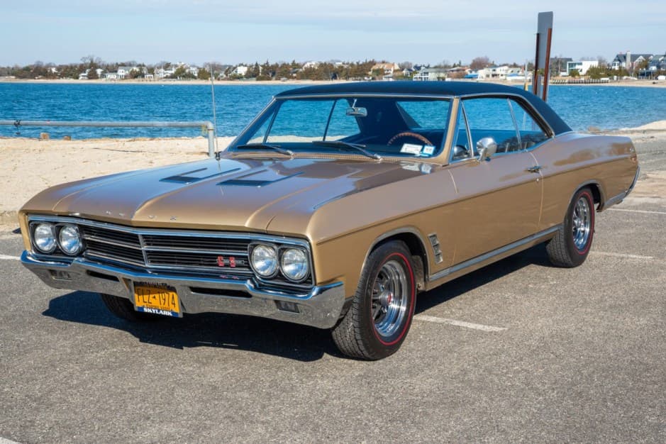 1966 Buick Skylark sold for $13,250