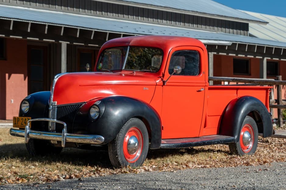 1940 Ford Pickup 1940-1947 sold for $16,000