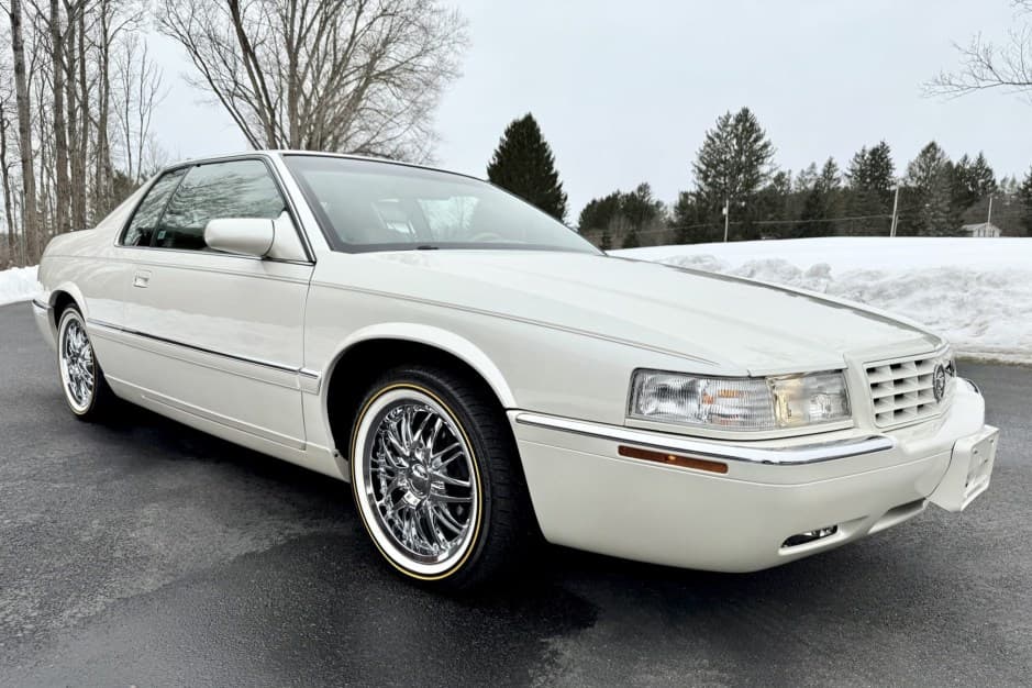 1995 Cadillac Eldorado (1992-2002) sold for $13,400