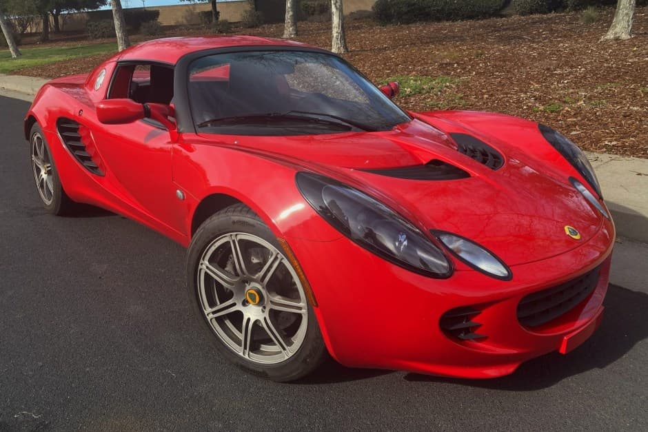 2005 Lotus Elise sold for $44,000