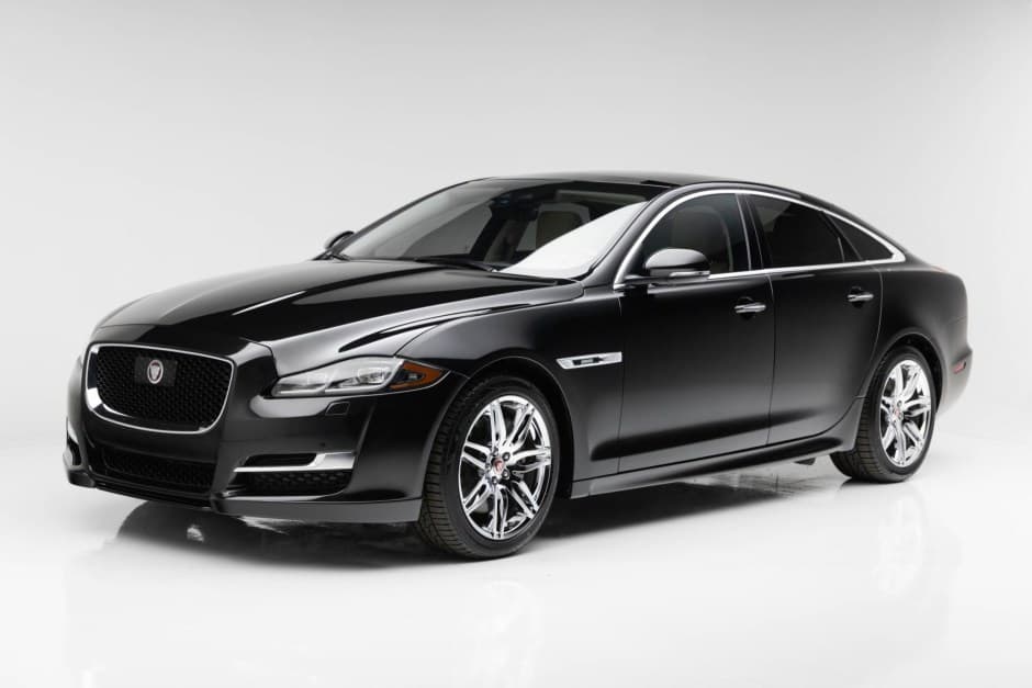 2018 Jaguar X351 XJ (2010-2019) sold for $18,500