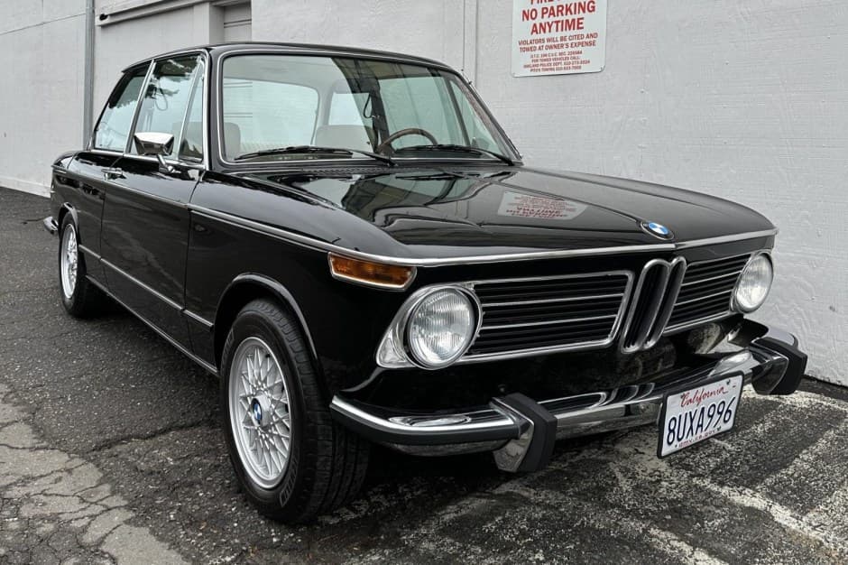 1973 BMW 2002tii sold for $70,002