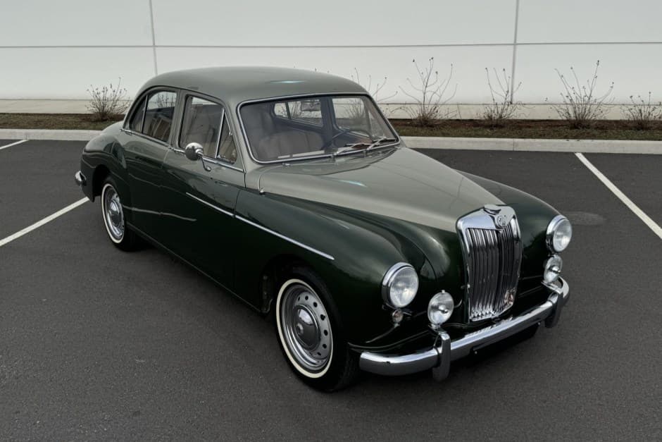 1957 MG Magnette sold for $38,500