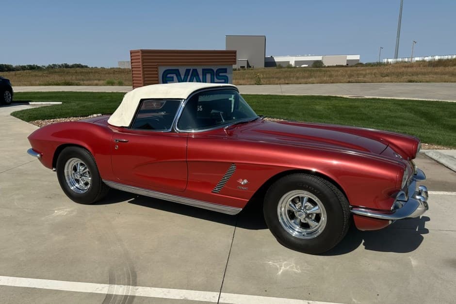 1962 Chevrolet Corvette C1 sold for $56,001