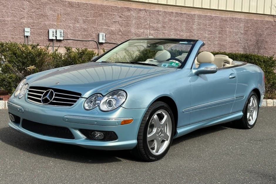 2004 Mercedes-Benz CLK-Class sold for $29,000