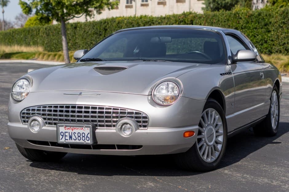 2004 Ford Thunderbird (2002-2005) sold for $12,750