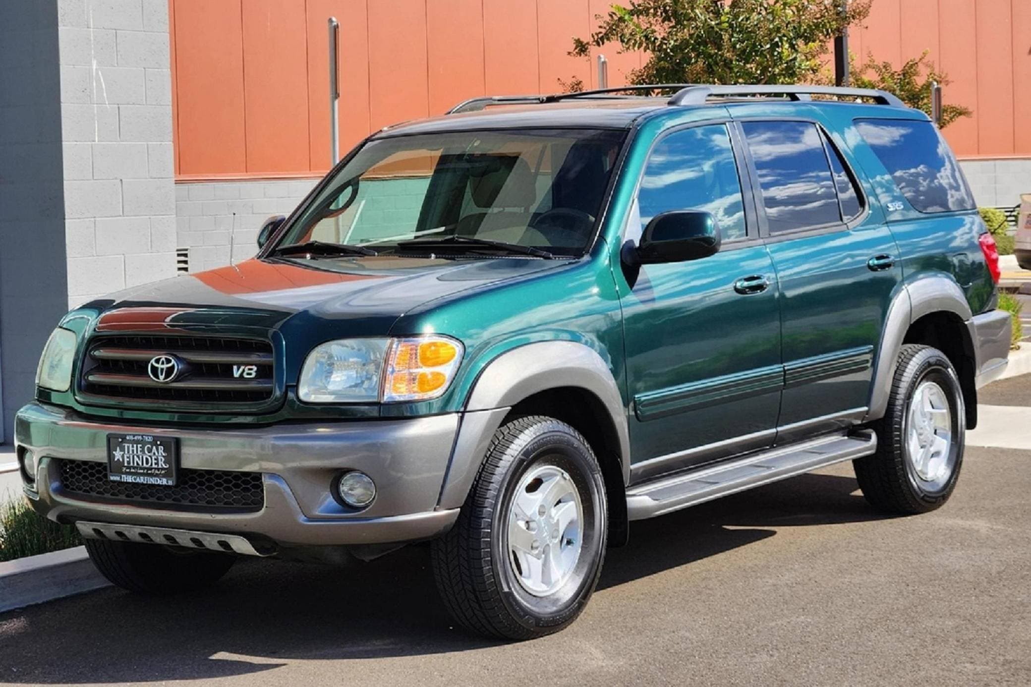 2003 Toyota Sequoia sold for $7,600
