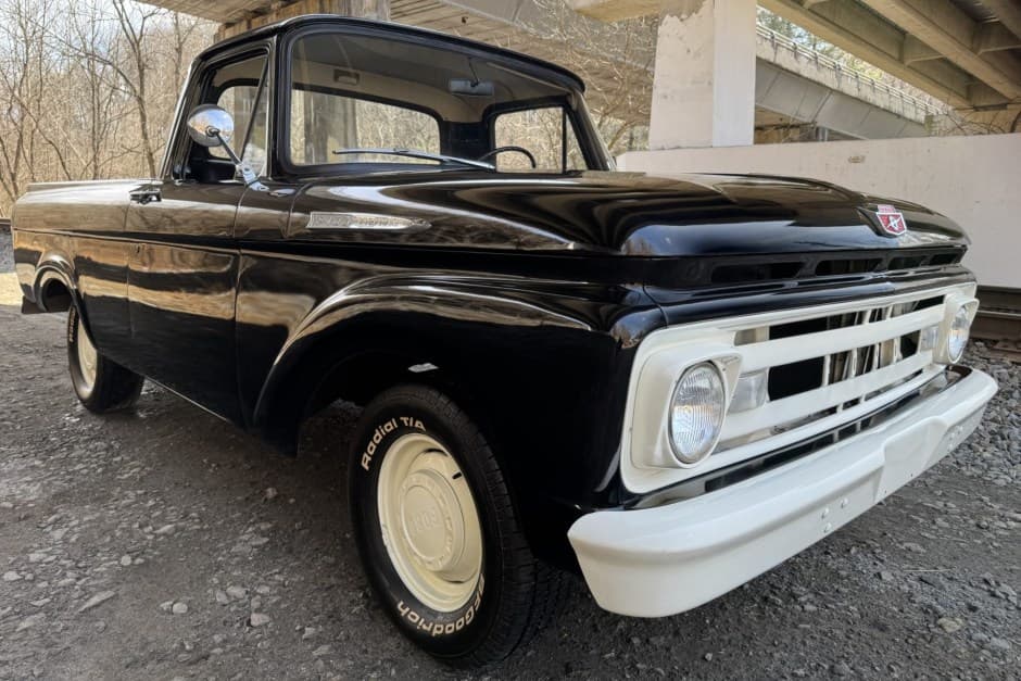 1961 Ford F-Series 1961-1966 sold for $13,500