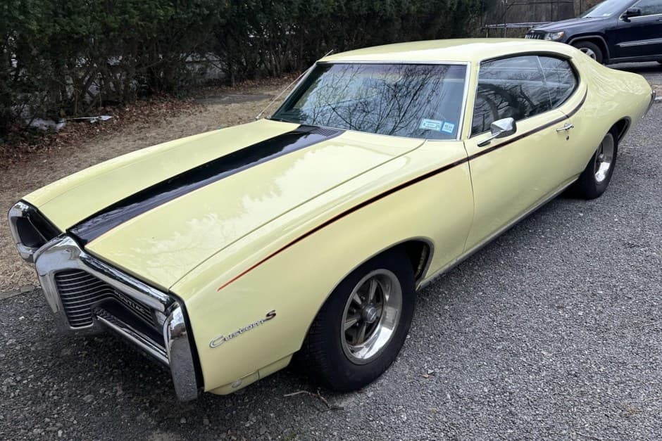 1969 Pontiac Tempest / LeMans sold for $14,758