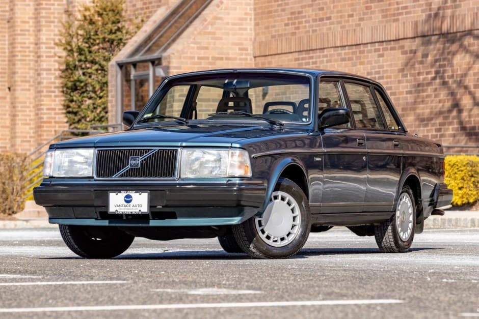 1989 Volvo 240 sold for $14,000
