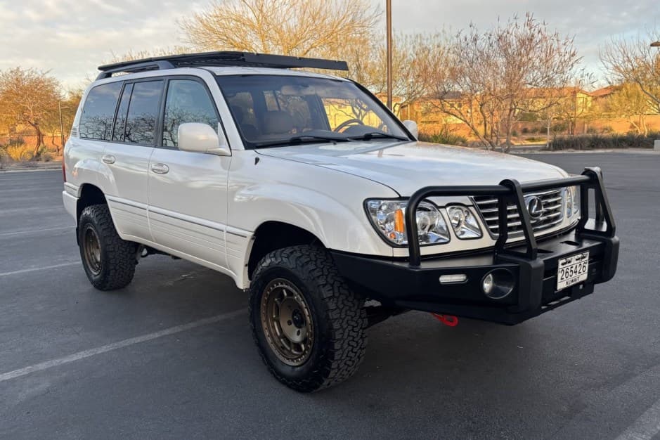 2006 Lexus LX470 sold for $20,250