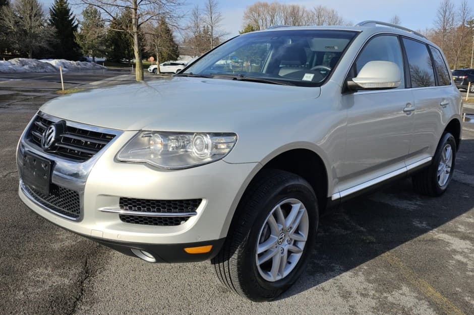 2008 Volkswagen Touareg sold for $9,100