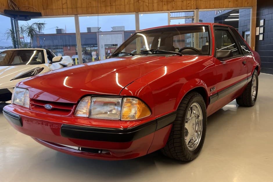 1990 Ford Fox-Body Mustang sold for $23,000