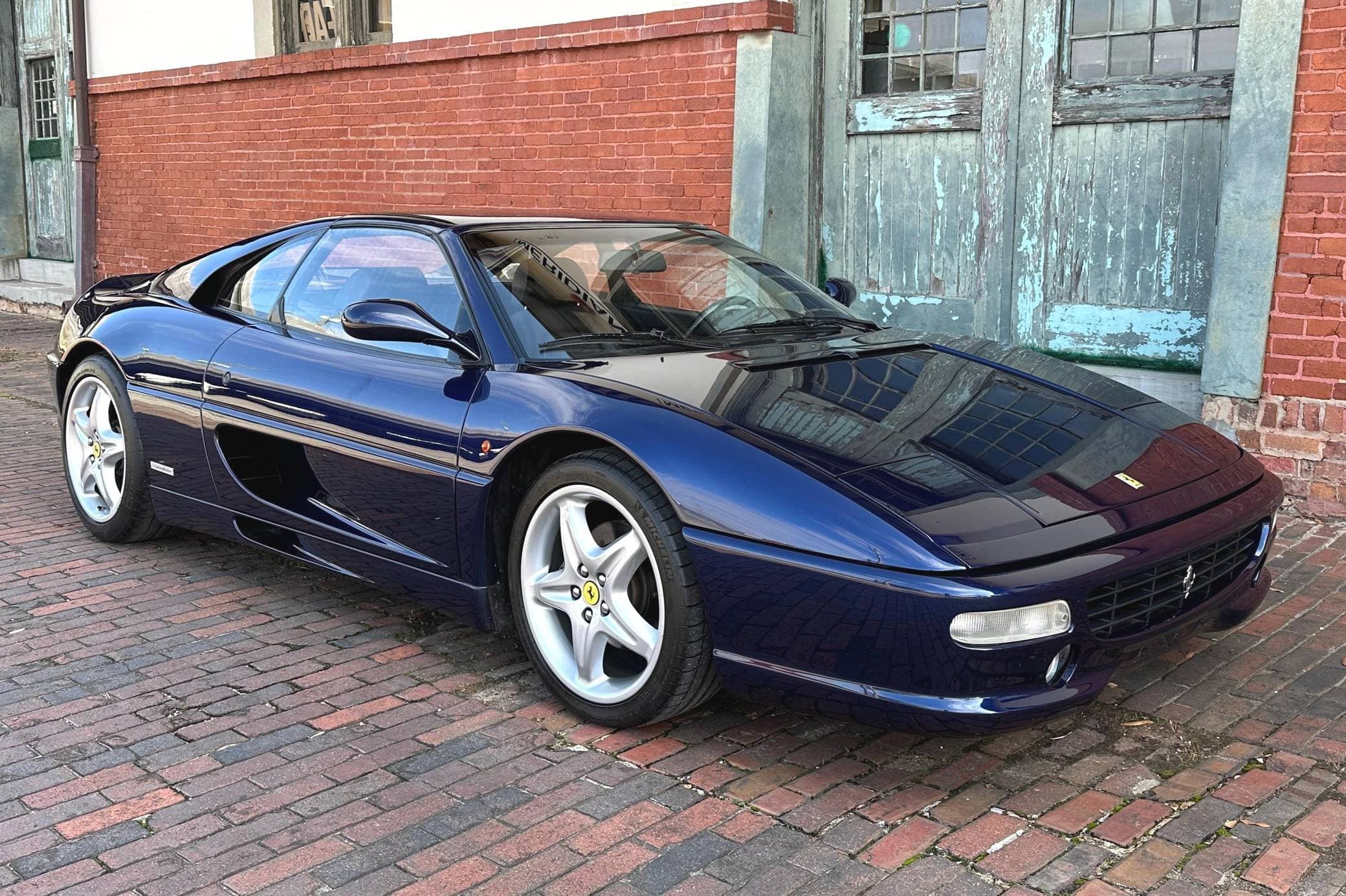 1996 Ferrari F355 sold for $106,500