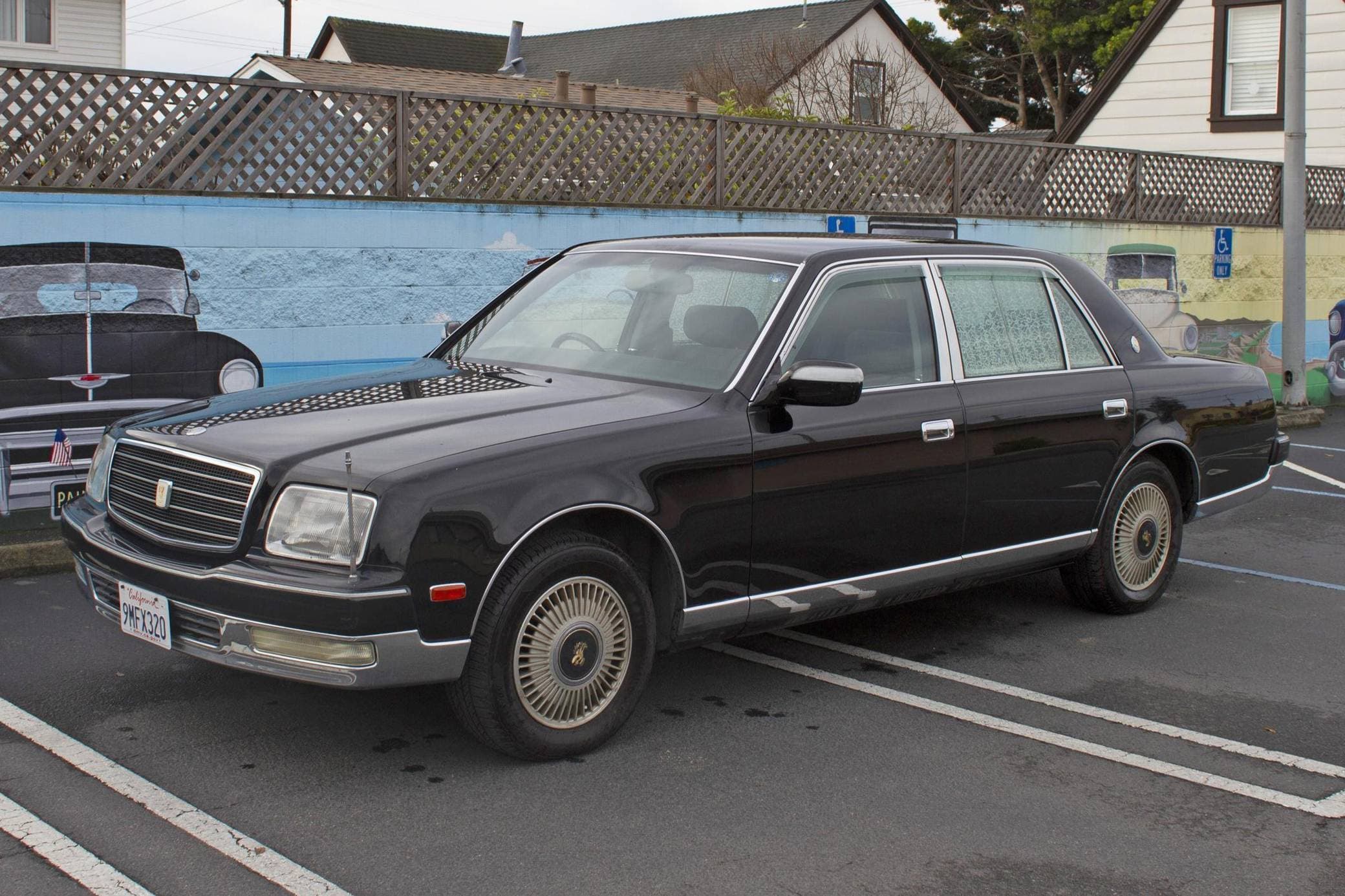 1997 Toyota Century sold for $17,750