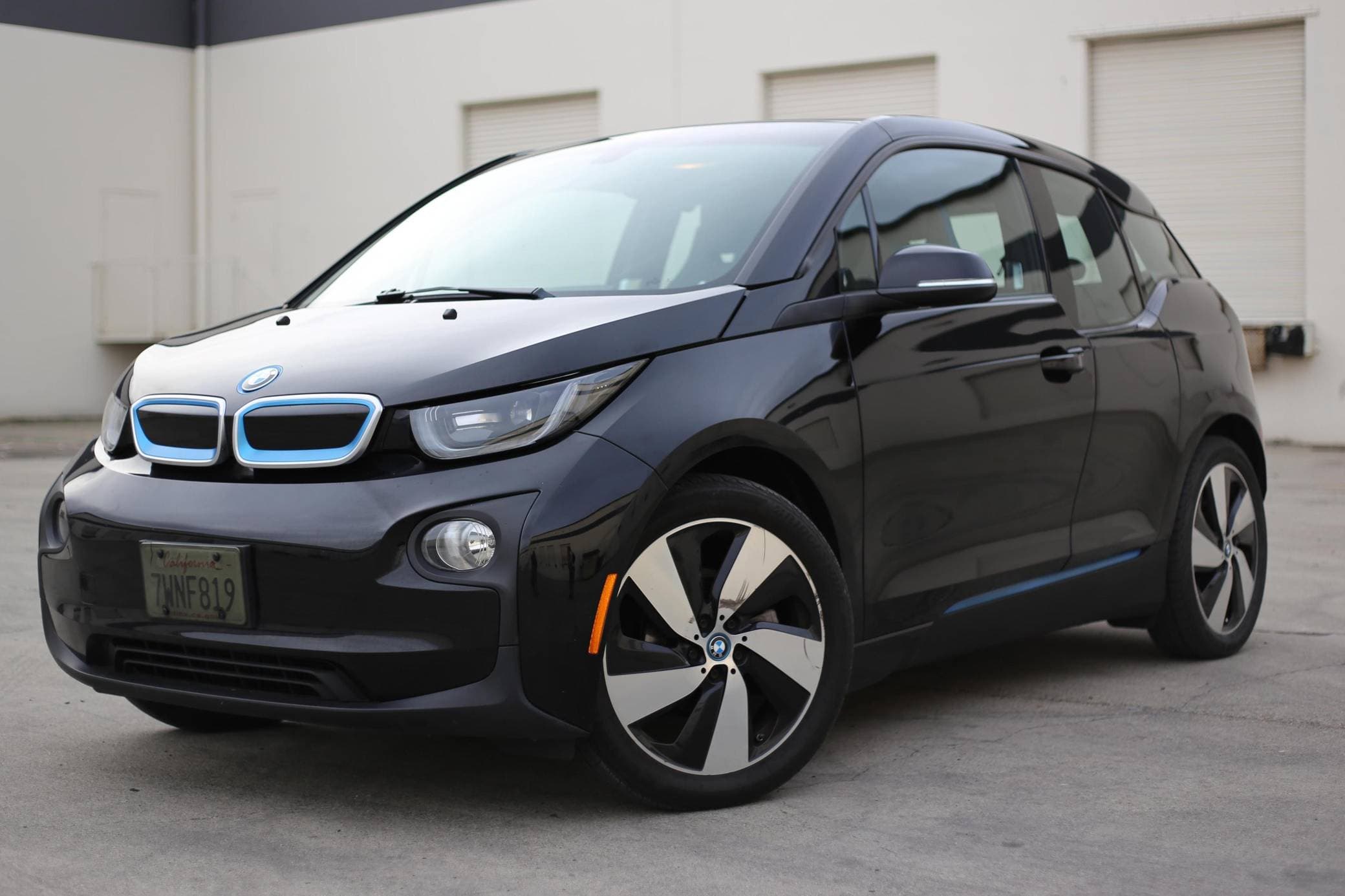 2017 BMW i3 sold for $8,093