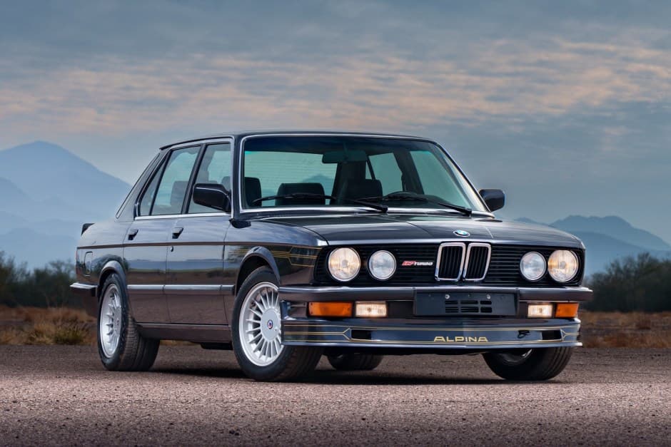 1988 BMW E28 5-Series sold for $89,243