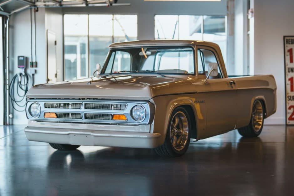 1971 Dodge D-Series (1965-1971) sold for $49,000