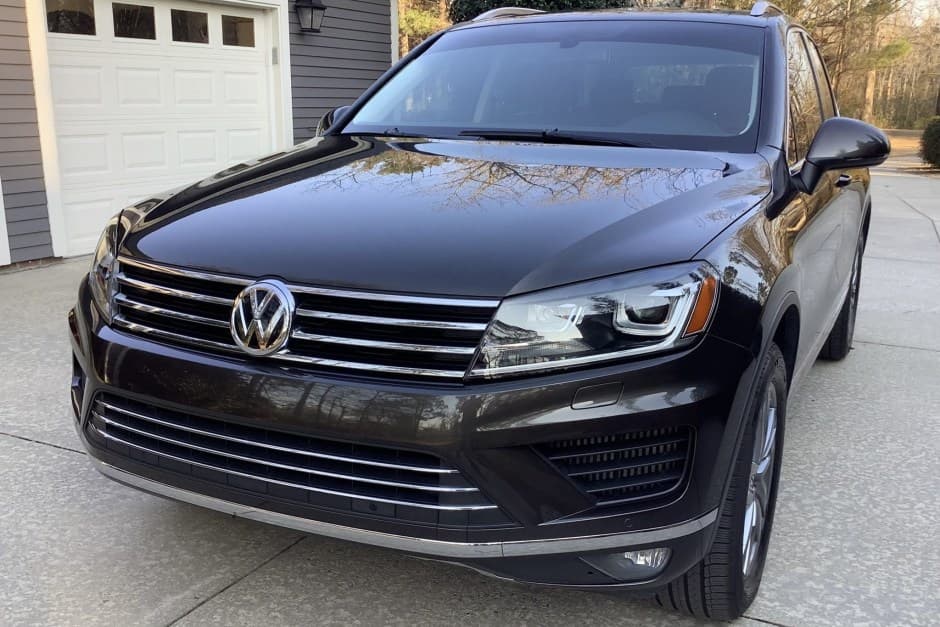2015 Volkswagen Touareg sold for $26,750