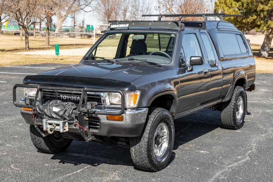 1991 Toyota Pickup (N80/90/100/110 1989-1997) sold for $10,250