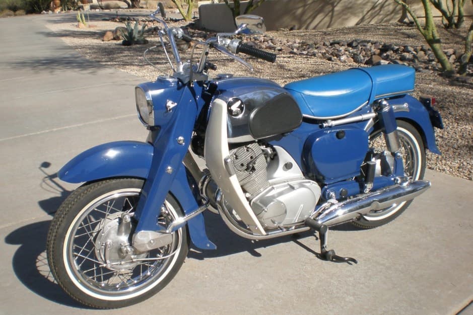 1962 Honda Dream, CB77 Super Hawk, & CL77 Scrambler sold for $5,100